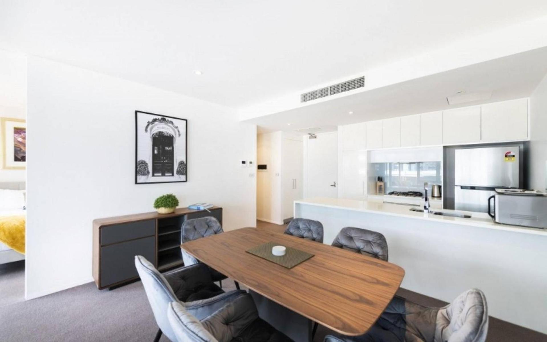 Apartment Lakefront 116 Act Kingston