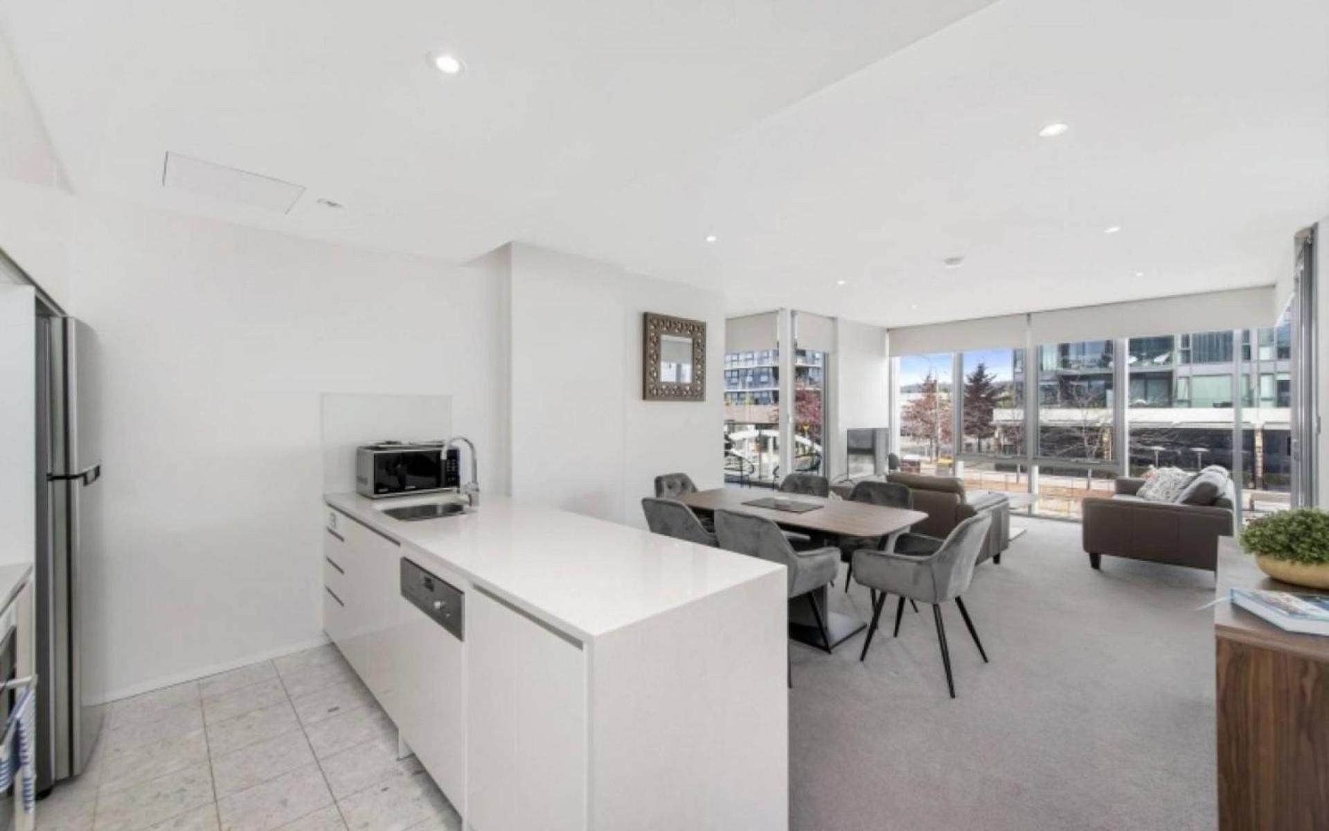 Lakefront 116 Act Apartment